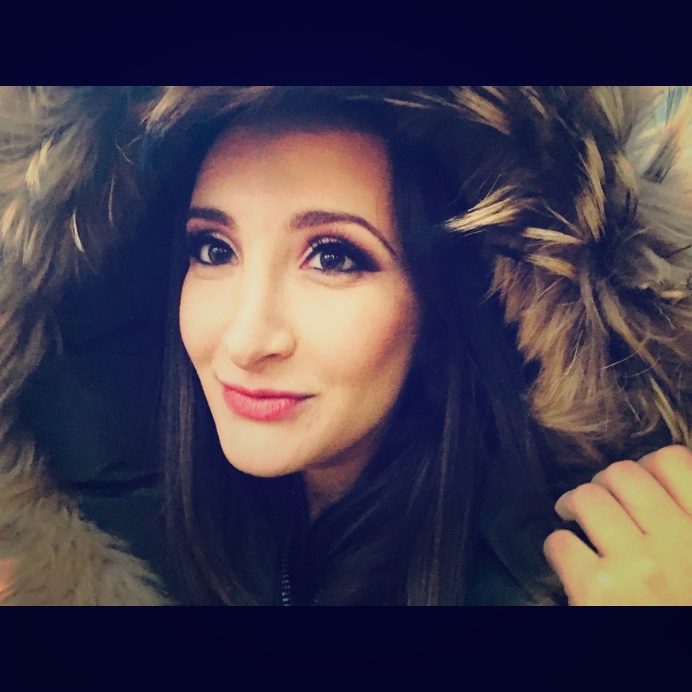 Meet your Posher, Karina